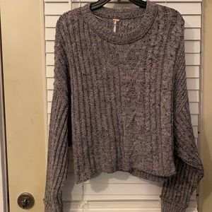 Free People brand sweater.☃️